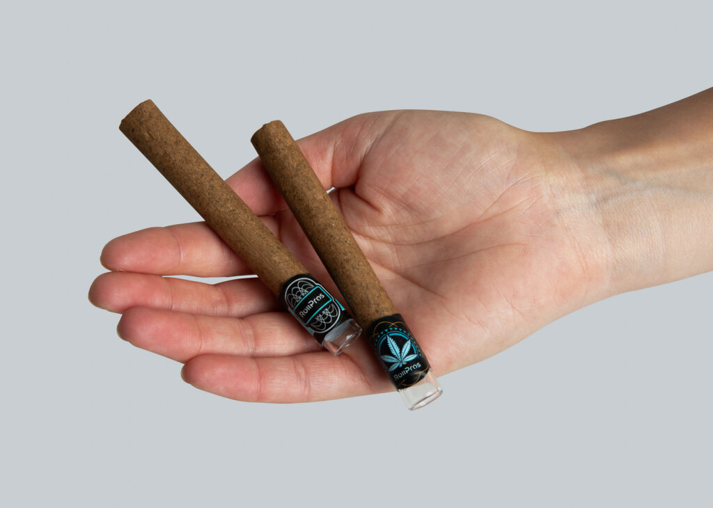 The Convenience of Blunt Rollers: Perfect Rolls with Minimal Effort ROLL XXL Rolled Bluntsjpg RollPros - Pre Rolling Machine