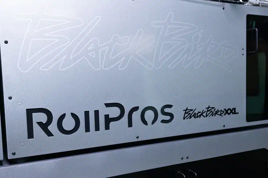 What Is a Blunt Roller and Why Do You Need One? RollPros Blackbird XXL Blunt Rolling Machine