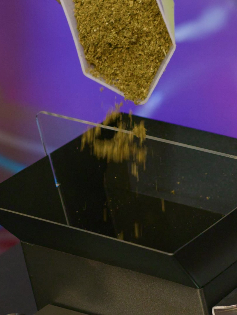 ROLL-Cannabis-Machine-Grind ROLL Cannabis Machine Grind RollPros - Pre Rolling Machine