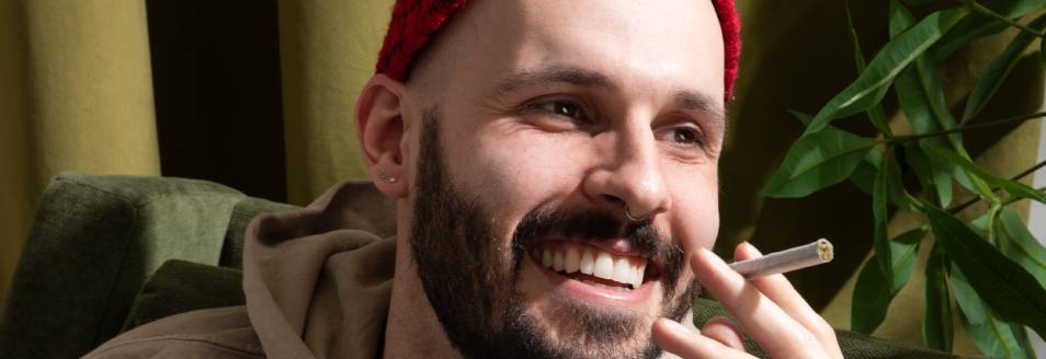 What Is THC? Meaning, Types, Effects, and Differences Explained IMG 5936 1 RollPros - Pre Rolling Machine