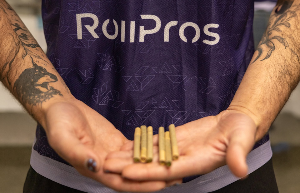 RollPros partners with Colorado Apex Professional Ultimate Frisbee Team RollPros Rolled Joints