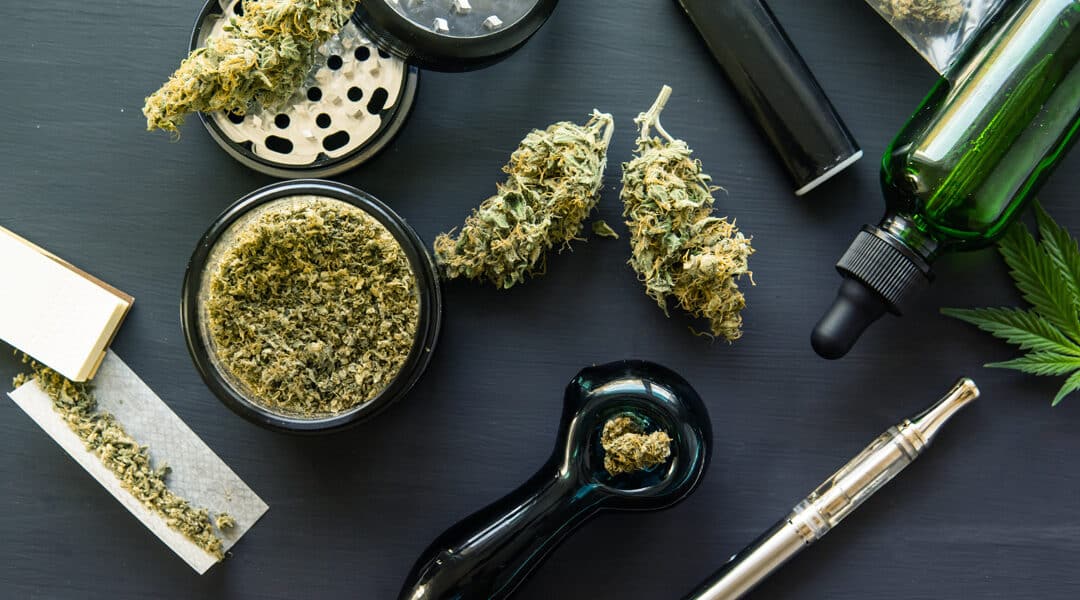 How to Clean a Weed Grinder: Step-by-Step Guide for Every Grinder Type ROLL Grinder Cannabis Cover RollPros - Pre Rolling Machine